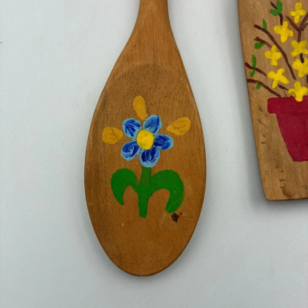 Vintage 1976 Hand Painted Wooden Spoon Spatula Set Folk Art Floral 3pc Decor‎